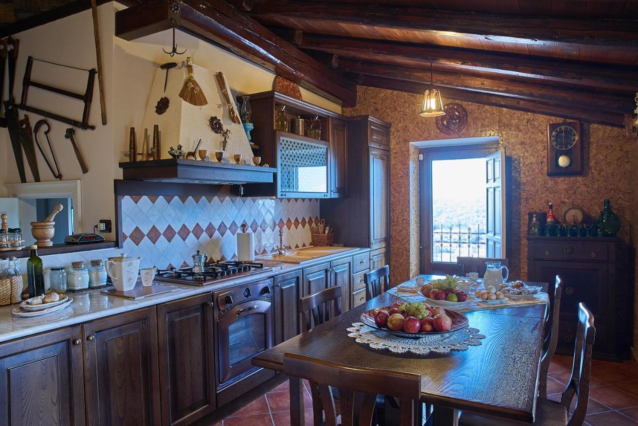 La Casa Del Tempo Bed & Breakfast Cerami Dış mekan fotoğraf